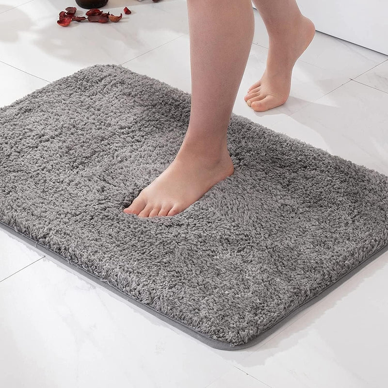 How to Choose a Soft, Non-Slip Bathroom Rug