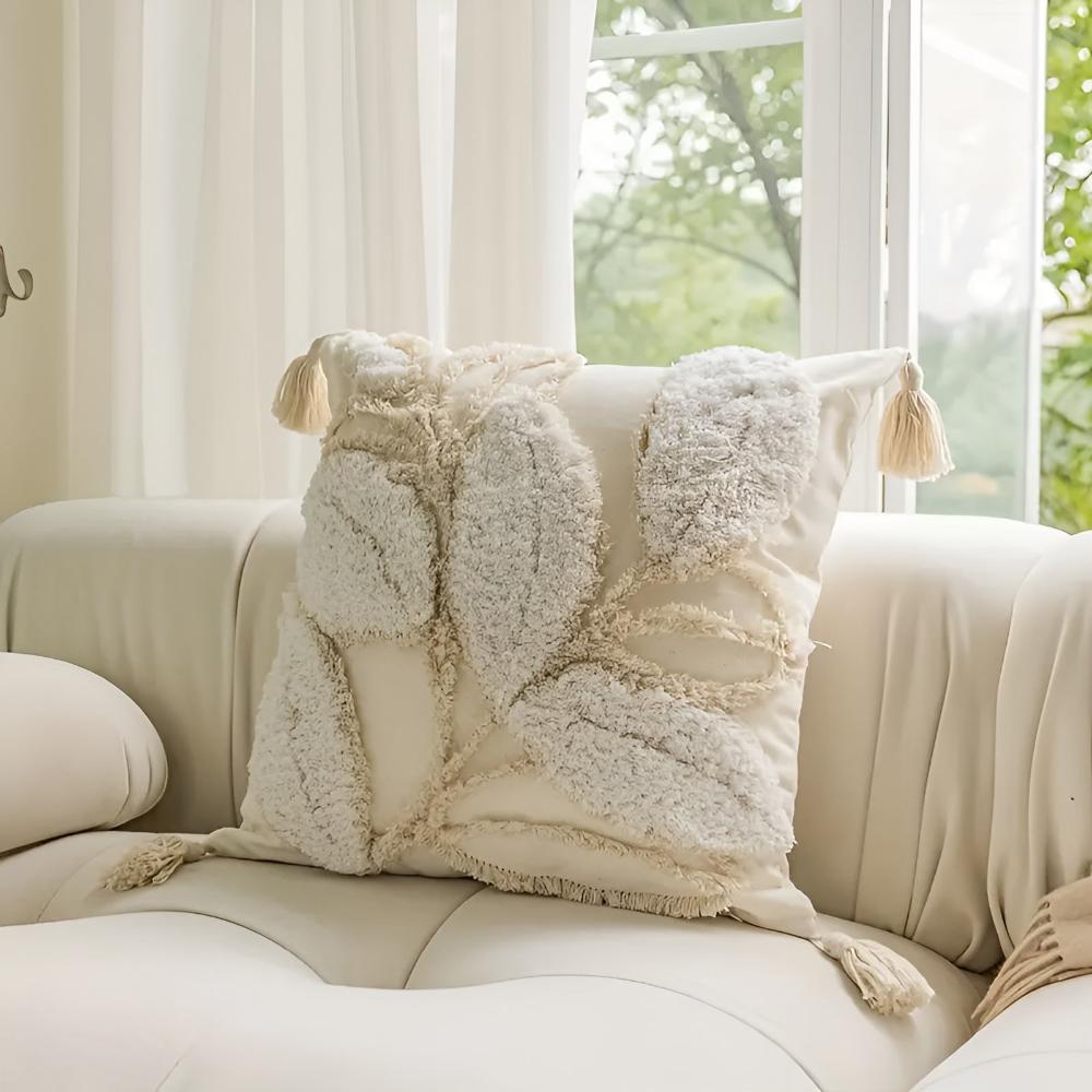 Cozy Cushion Cover with Leaf Design and Tassels – Natural Flair for Your Home