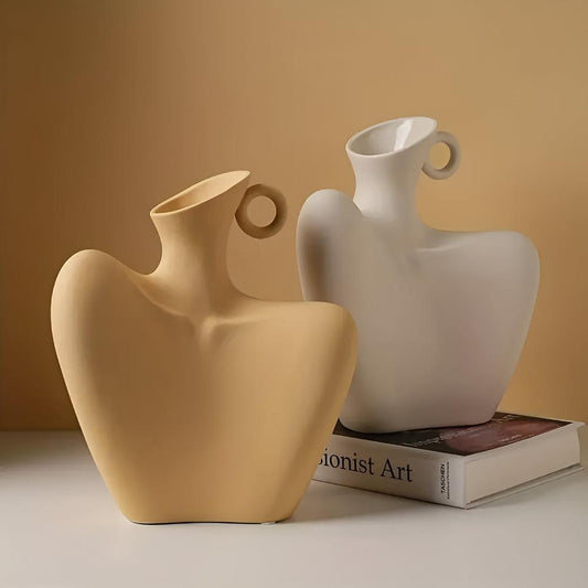 CurveVase | Elegant Ceramic Vase with Artistic Shape