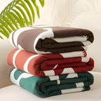Modern Abstract Acrylic Throw Blanket – Soft Geometric Design Decorative Blanket for Sofa & Bed