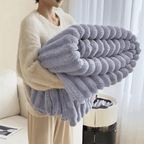 Soft Fleece Throw Blanket – Ultra-Warm Cozy Blanket for Bed & Sofa, Lightweight All-Season Comfort