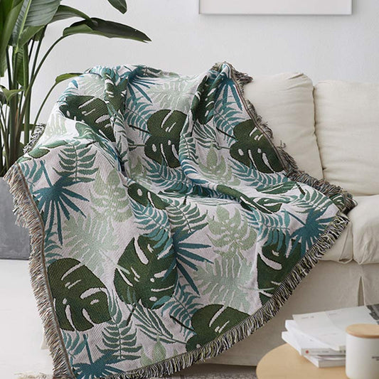 Fringed sofa throw – high-quality sofa covers for an elegant look
