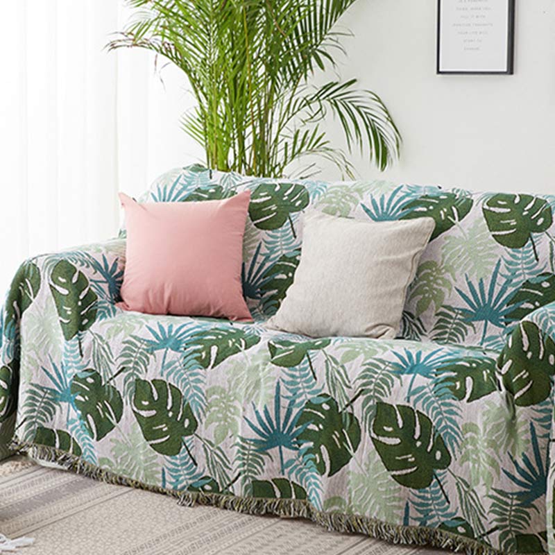 Fringed sofa throw – high-quality sofa covers for an elegant look