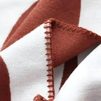 Modern Abstract Acrylic Throw Blanket – Soft Geometric Design Decorative Blanket for Sofa & Bed