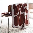 Modern Abstract Acrylic Throw Blanket – Soft Geometric Design Decorative Blanket for Sofa & Bed