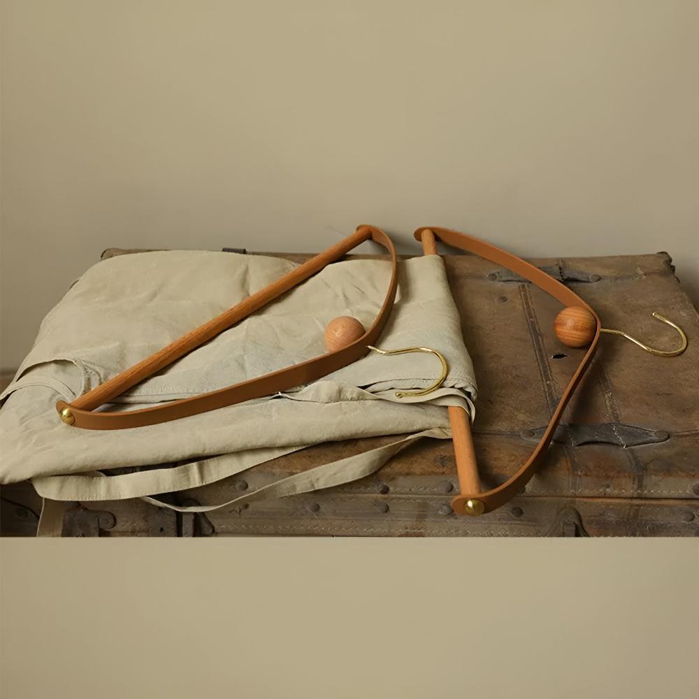 Elegant Wooden and Leather Hanger – Chic Wardrobe Storage Solution