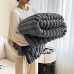 Soft Fleece Throw Blanket – Ultra-Warm Cozy Blanket for Bed & Sofa, Lightweight All-Season Comfort