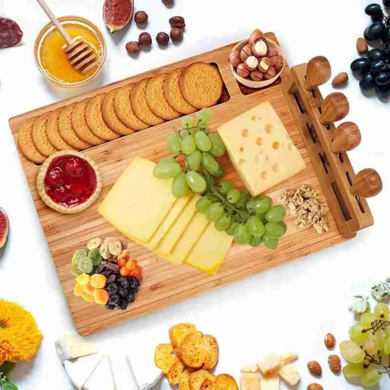 Bamboo cheese board set – Eco-friendly design – Includes 4 stainless steel knives – Perfect for entertaining and serving 5