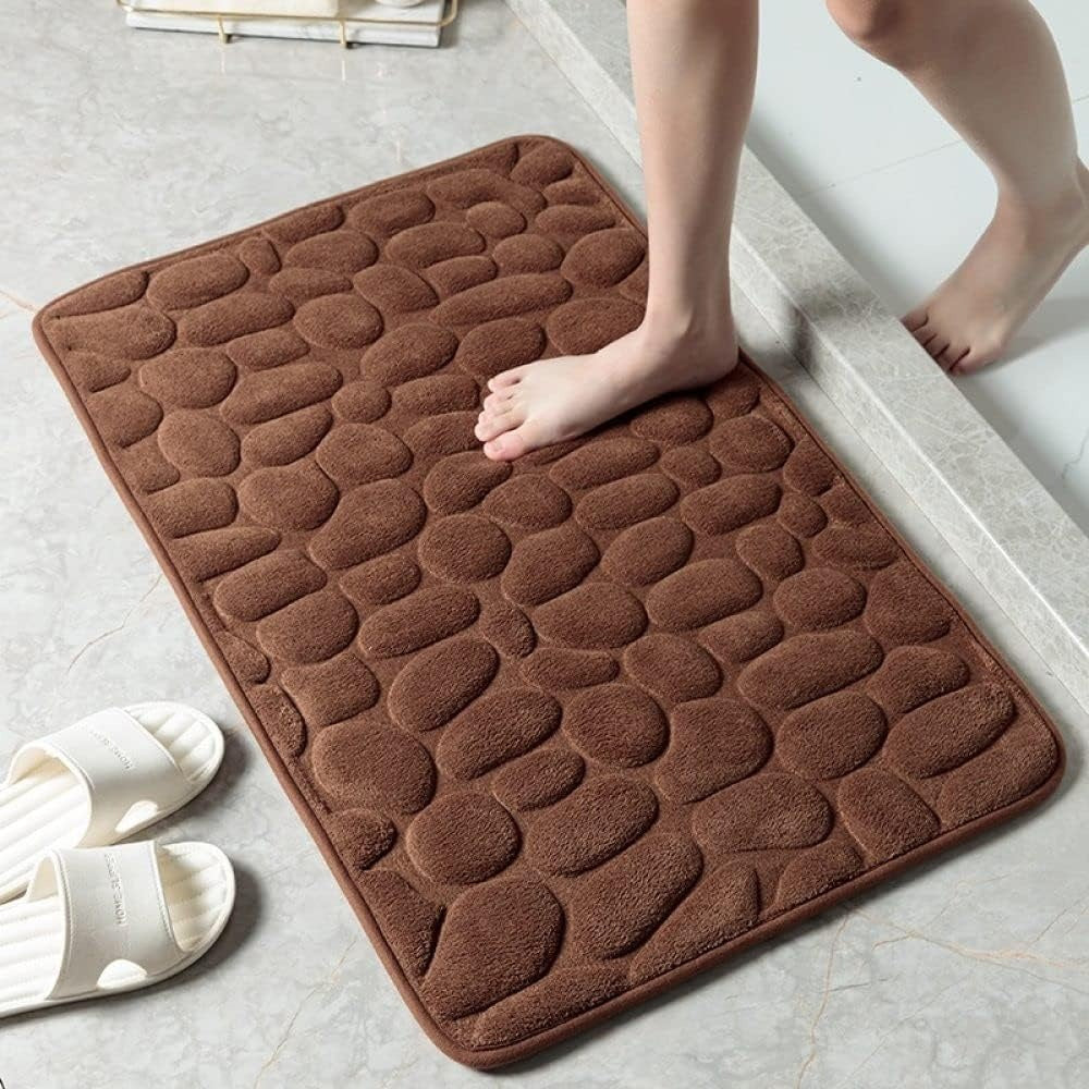 Bath mat – Plush coral – Cobblestone embossed design – Quick-drying and non-slip 4