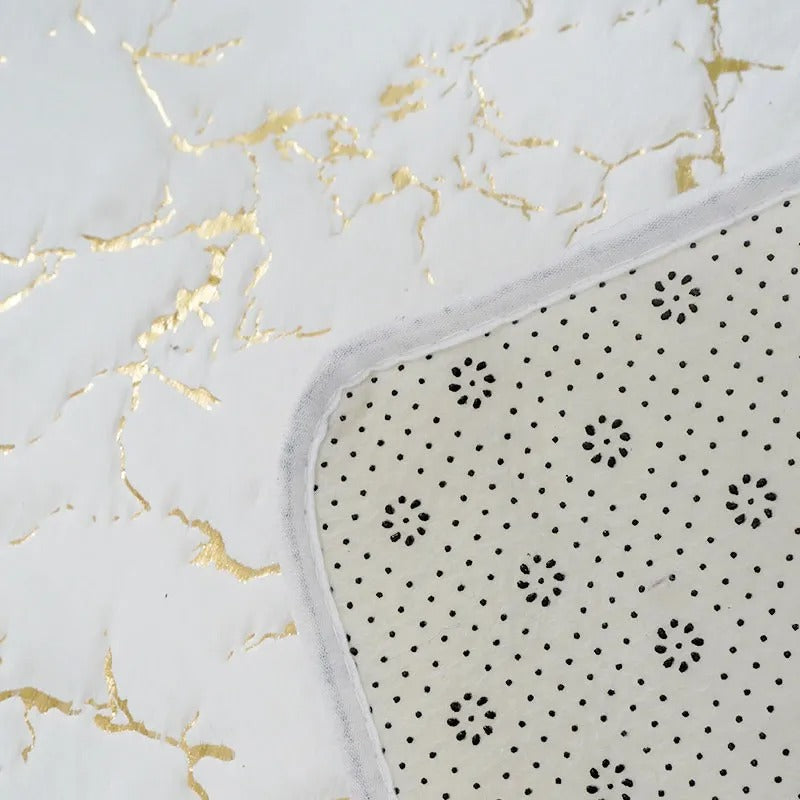 Bath mat – Soft faux fabric – Non-slip design – Washable for easy care 5
