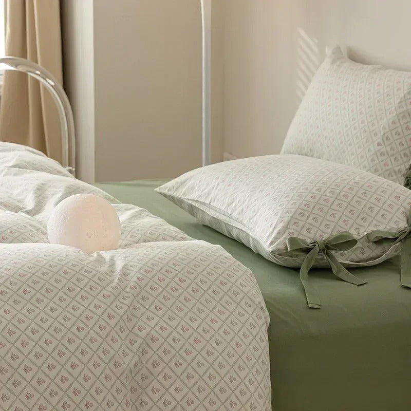 Bedding set – 100% cotton – Floral design – Elegant and cozy bedroom update 9