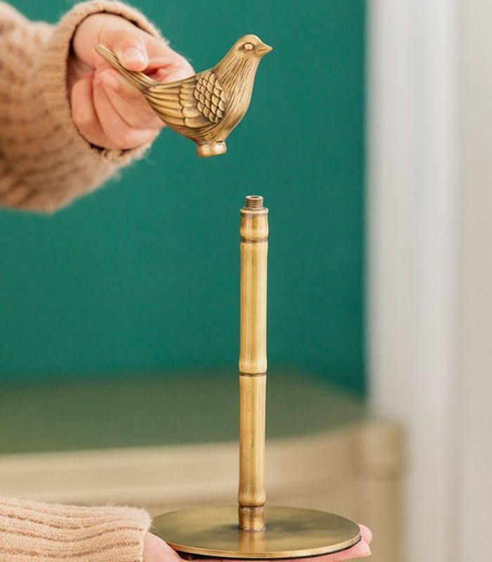 Brass paper towel holder – Elegant golden finish – Bird finial design – Stylish kitchen or bathroom accent 4