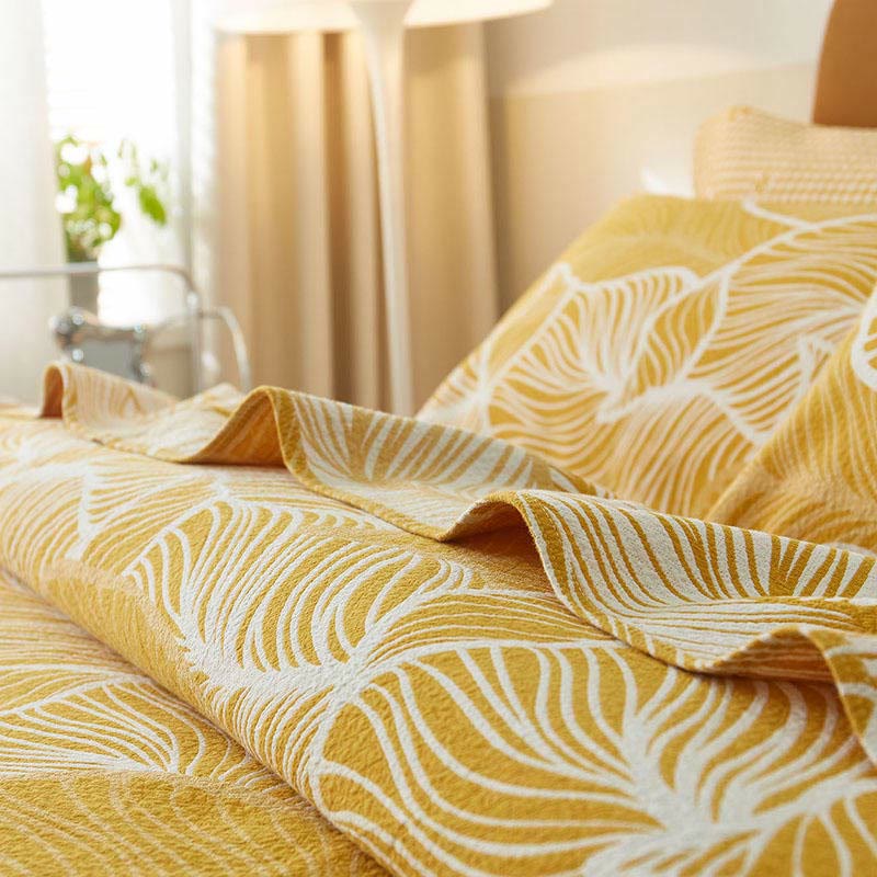 Breathable Organic Cotton Quilt for Cozy, Elegant Comfort 5