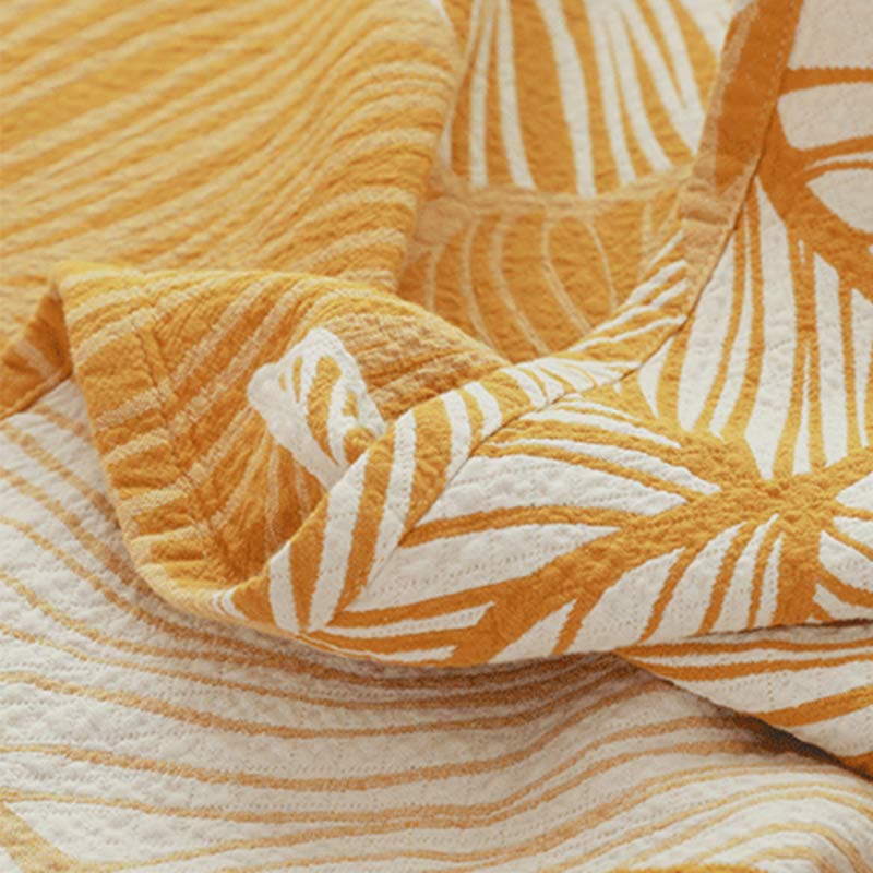 Breathable Organic Cotton Quilt for Cozy, Elegant Comfort 6