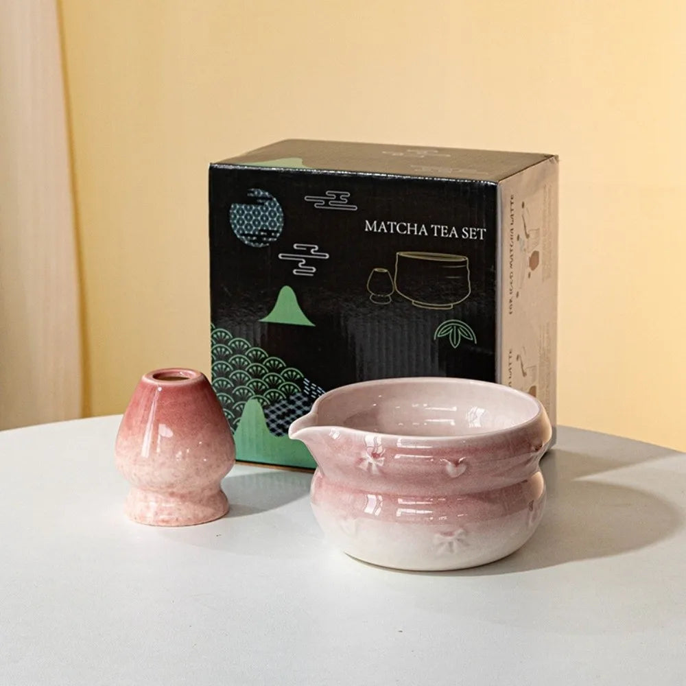 Ceramic matcha bowl with spout, featuring a beautiful gradient color design. Ideal for preparing and serving matcha tea, showcasing a smooth finish and 8