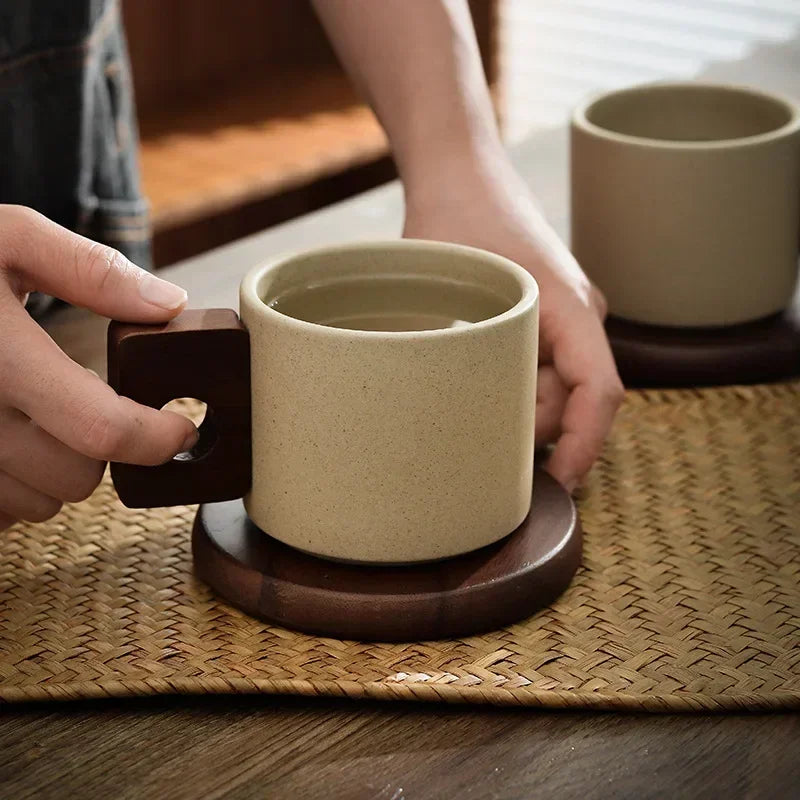 Ceramic coffee cup – Vintage design – Wooden handle – 300 ml – Elegant home or office mug 2