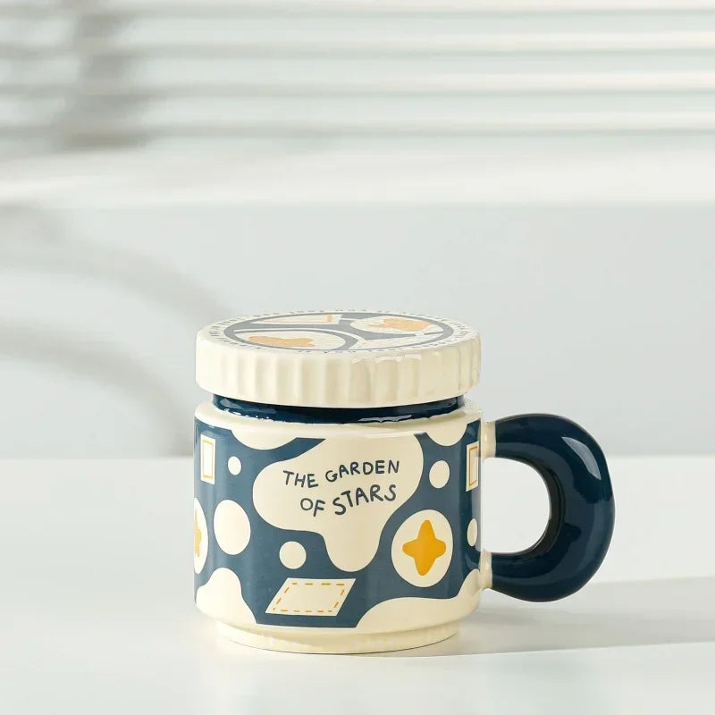 Ceramic coffee mug with lid – Handmade – Checkerboard flower pattern – 400 ml – Perfect for coffee or tea 6