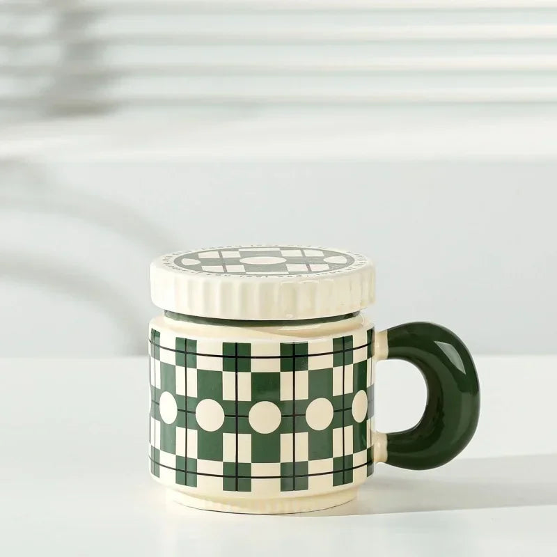 Ceramic coffee mug with lid – Handmade – Checkerboard flower pattern – 400 ml – Perfect for coffee or tea 8