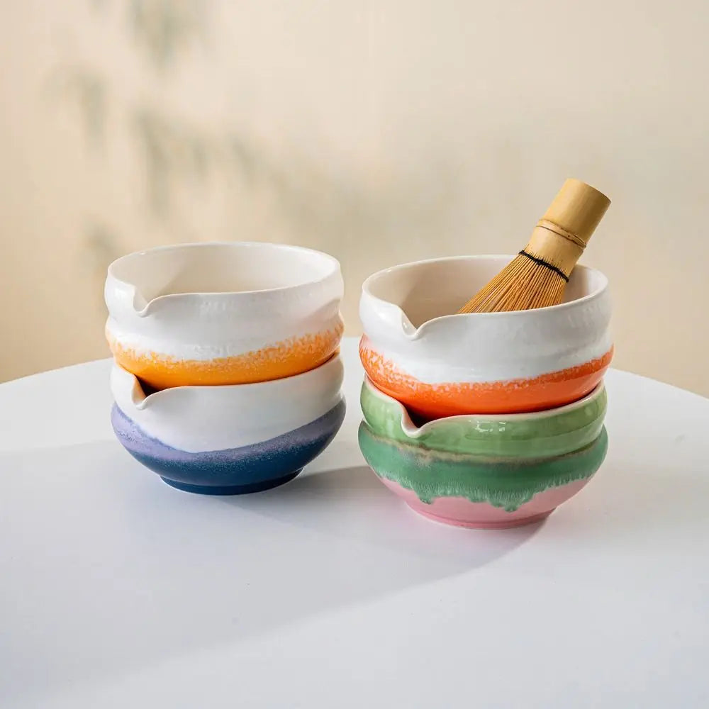 Ceramic matcha bowl with spout – Multicolored design – Perfect for tea lovers and Japanese matcha preparation 3