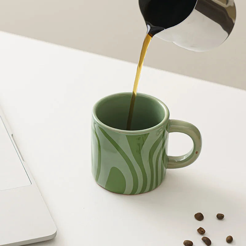 Ceramic mug – Geometric art design – Stylish and versatile – Perfect for coffee or tea – Dishwasher and microwave safe 3
