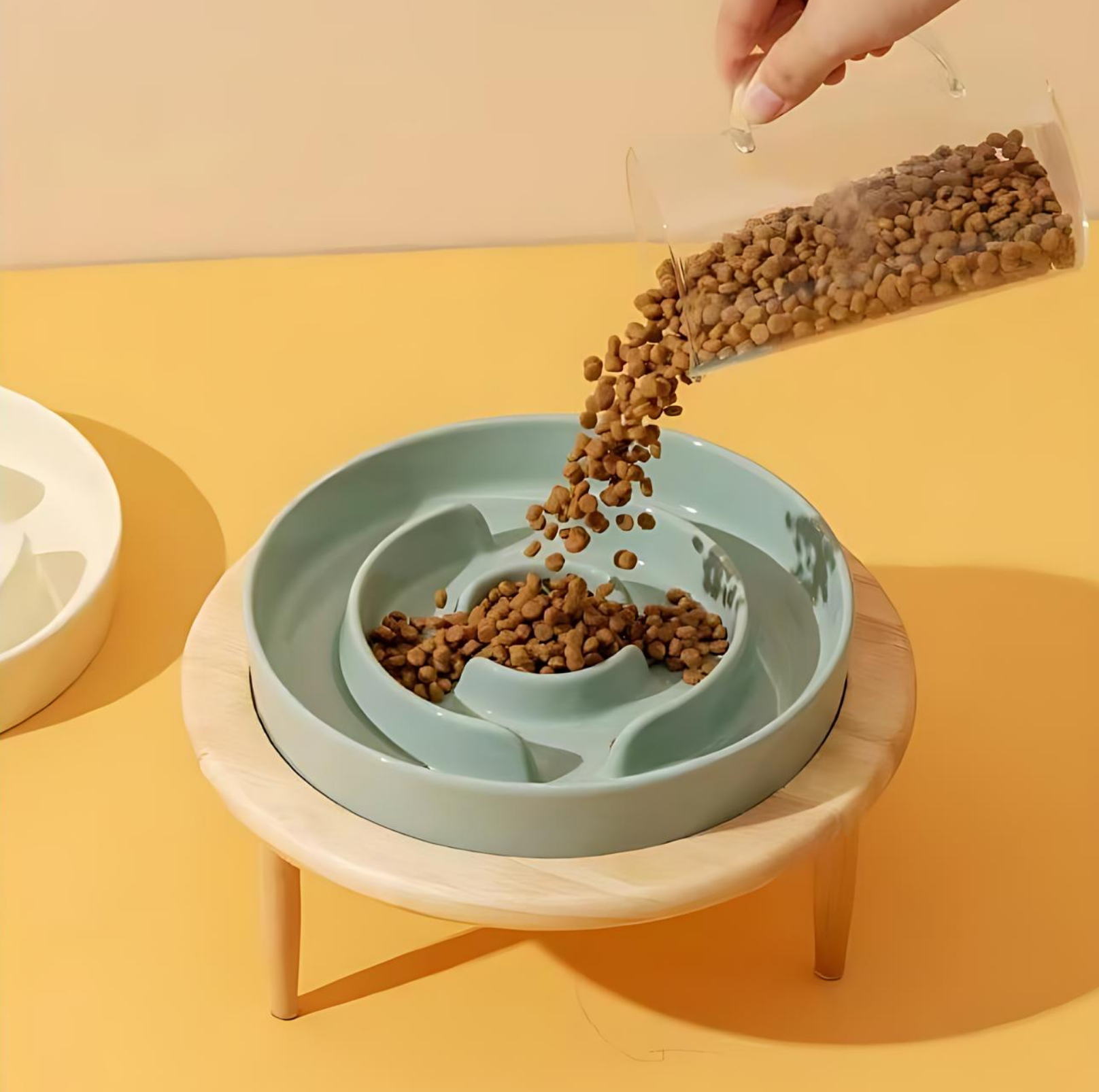 Ceramic pet bowl – Elegant slow feeder – Promotes healthy digestion – Ideal for dogs and cats 3
