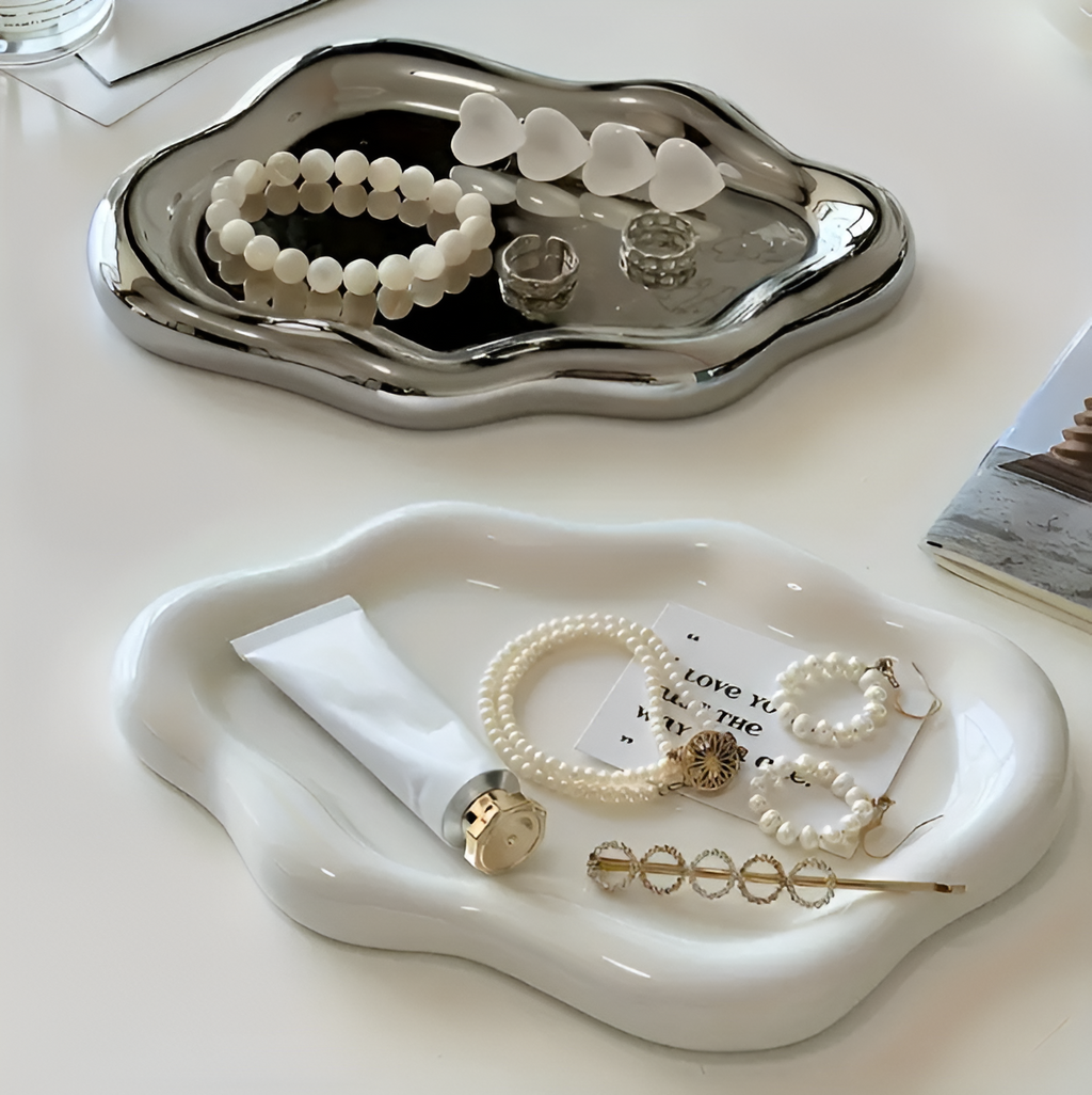 Ceramic tray – Elegant white cloud design – Multifunctional jewelry and accessory organizer – 7.5 x 5.1 in 1