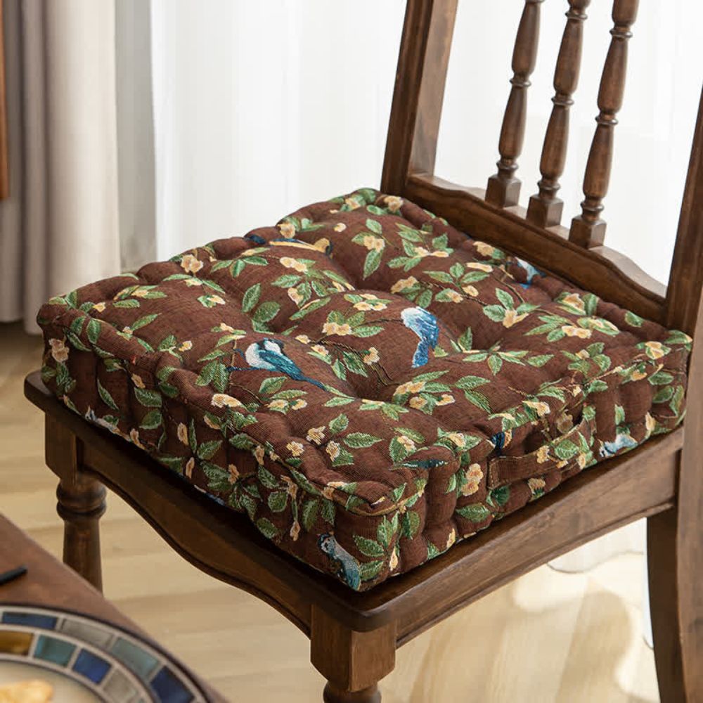 Chair cushion – Durable microfibre blend – Whimsical bird and leaf design – Comfortable outdoor seating solution 3