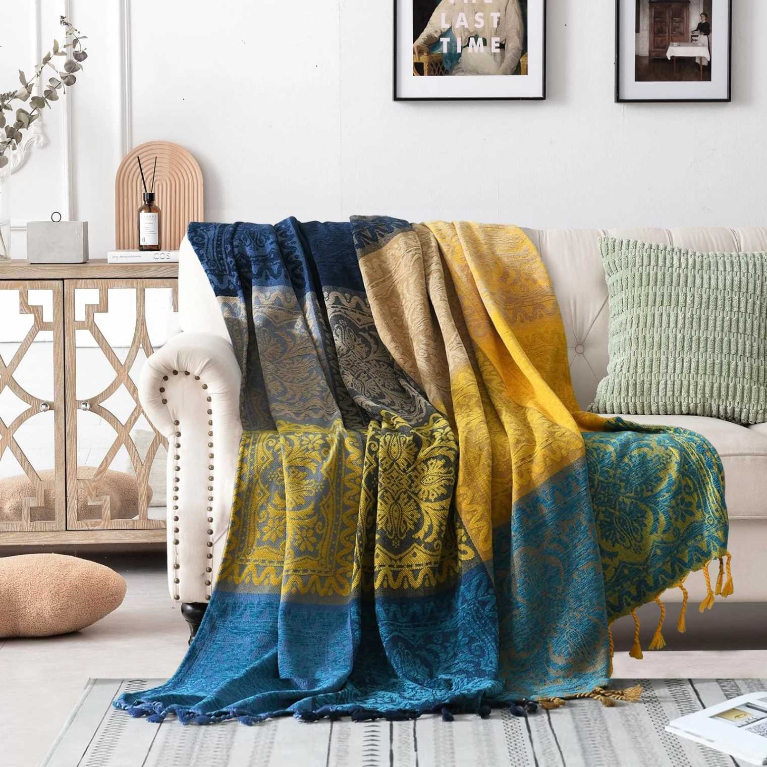 Chenille couch cover – Soft Moroccan design – Multi-functional throw blanket – Cozy home accessory 1