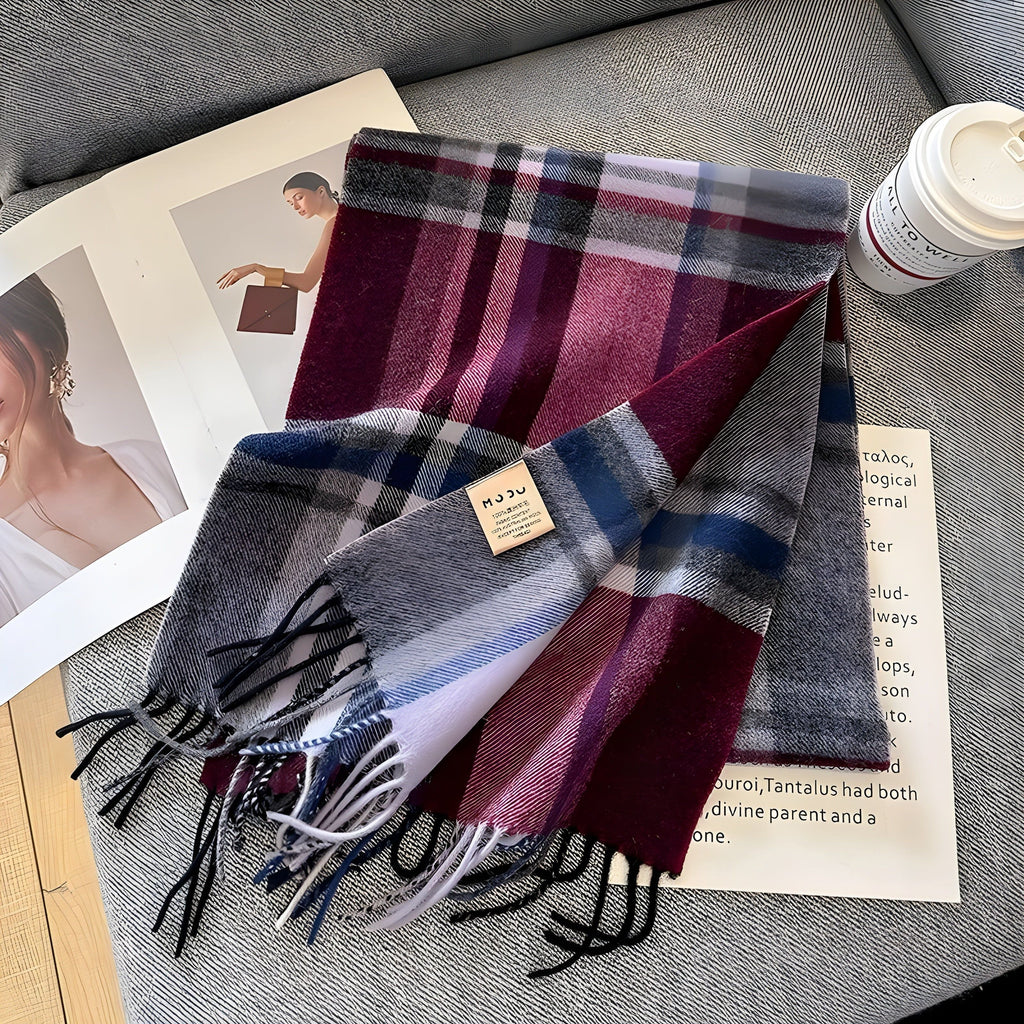 Chic Collection | Cashmere Scarf with Checked Pattern Ð Luxurious Warmth for Women 13