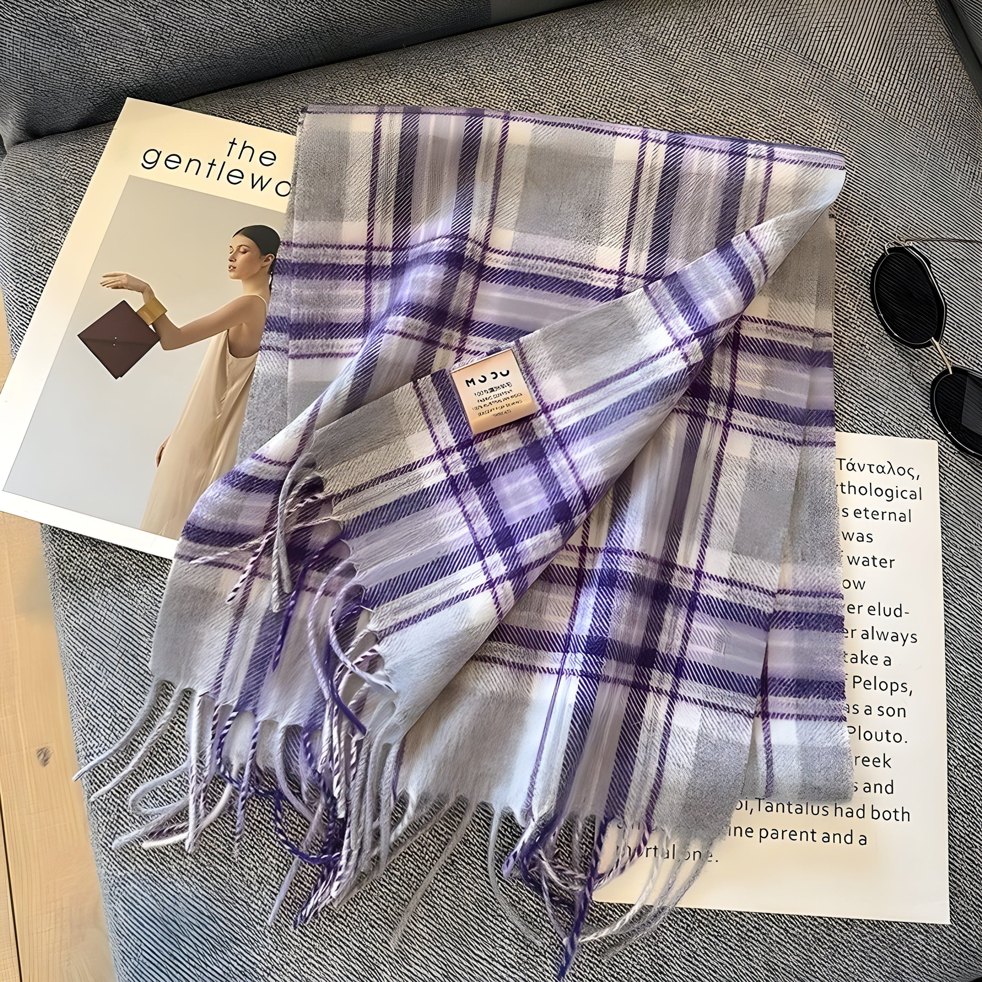 Chic Collection | Cashmere Scarf with Checked Pattern Ð Luxurious Warmth for Women 2
