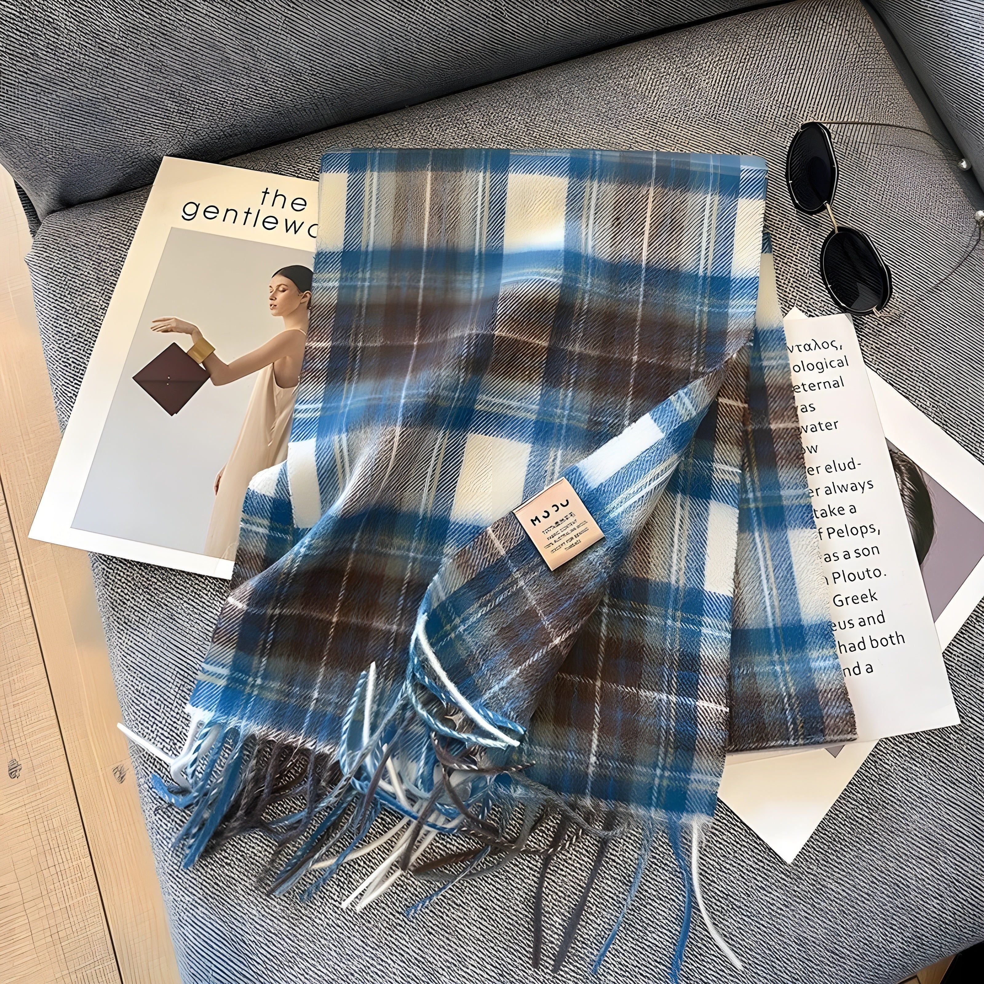 Chic Collection | Cashmere Scarf with Checked Pattern Ð Luxurious Warmth for Women 7