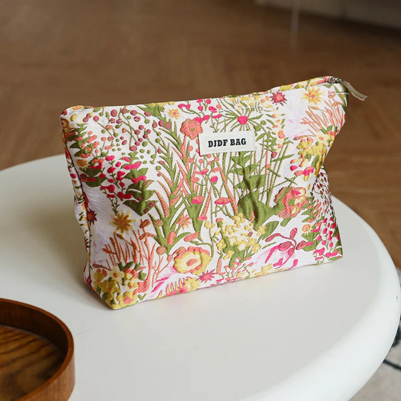 Cosmetic bag – Durable fabric – Green seaweed design – Large capacity travel makeup bag with multiple compartments 9