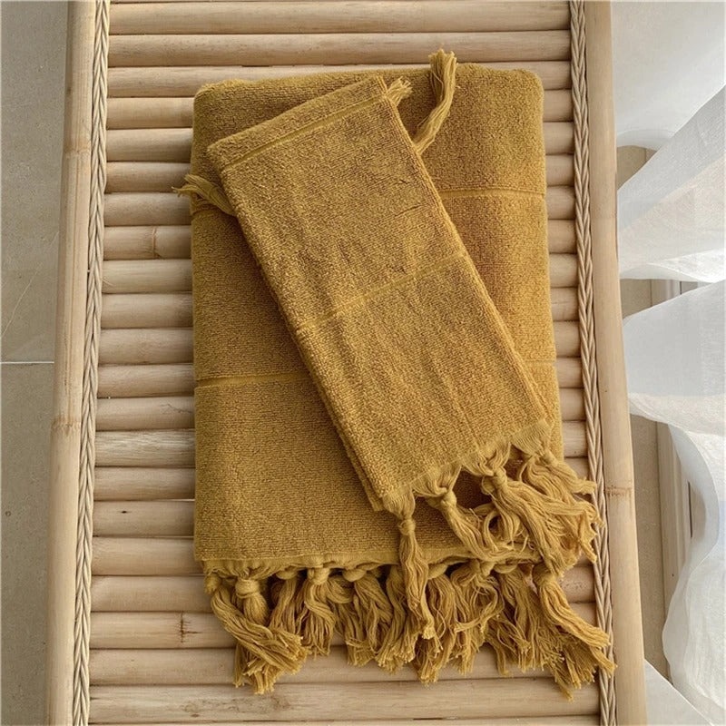Cotton bath towel – Soft and durable – Elegant checkerboard design – Ideal for bath or spa use – 30 x 60 in 10