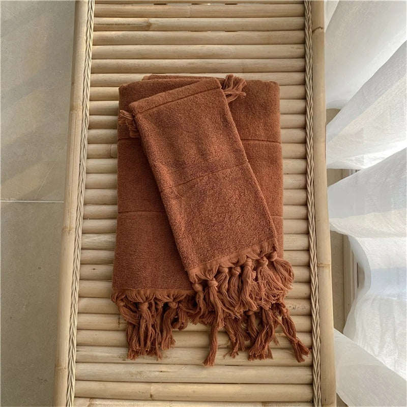Cotton bath towel – Soft and durable – Elegant checkerboard design – Ideal for bath or spa use – 30 x 60 in 11