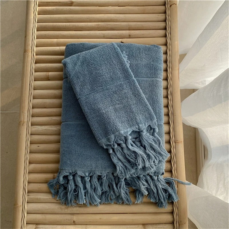 Cotton bath towel – Soft and durable – Elegant checkerboard design – Ideal for bath or spa use – 30 x 60 in 14