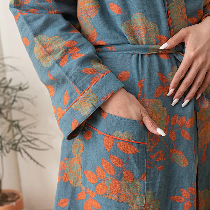Cotton gauze kimono bathrobe – Lightweight and cozy – Floral print – One size fits S–L 1