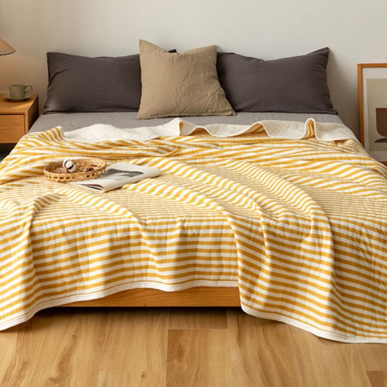 Cotton quilt – Lightweight and breathable – Soft summer comfort – Available in multiple sizes 0