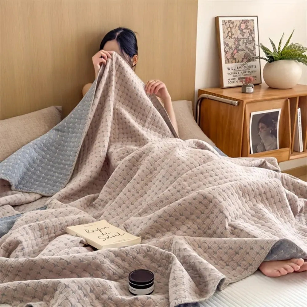 Cotton quilt – Lightweight gauze – Reversible jacquard design – Year-round comfort 1