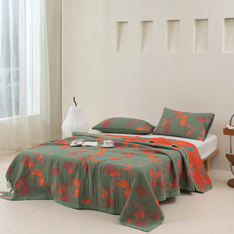 Cotton quilt – Orange ginkgo leaf pattern – Reversible design – Soft and breathable bedding – King size 4