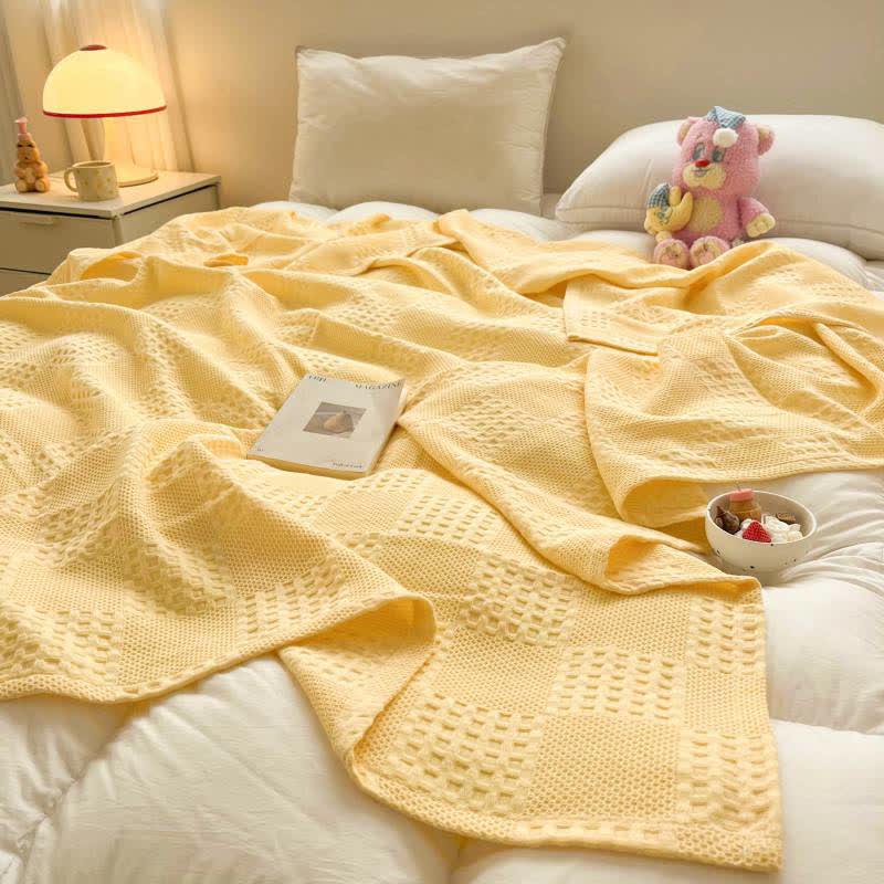 Cotton quilt – Waffle texture – Lightweight summer blanket – Soft and breathable 1