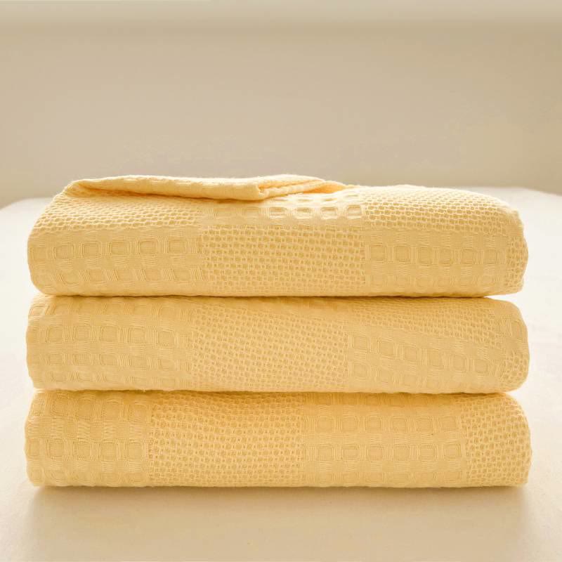 Cotton quilt – Waffle texture – Lightweight summer blanket – Soft and breathable 3