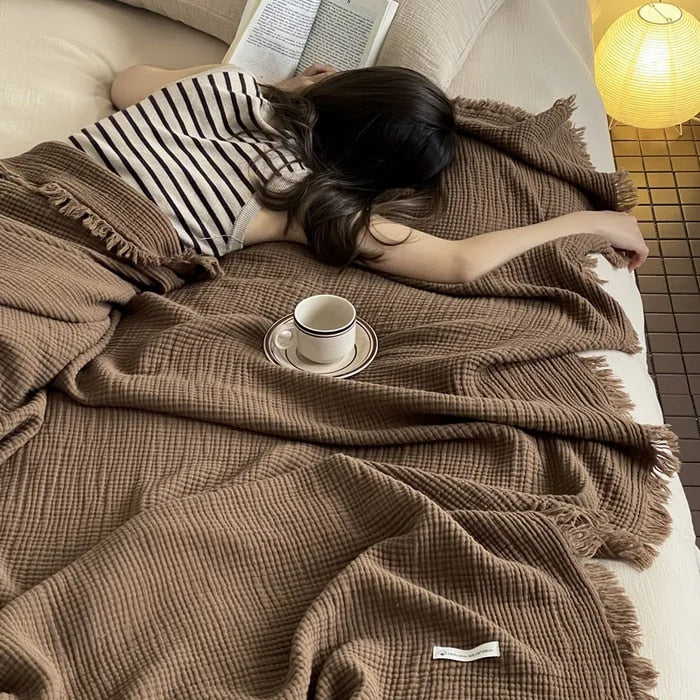 Cotton throw blanket – Lightweight crinkle texture – Tassel trim – Perfect for summer nights 6