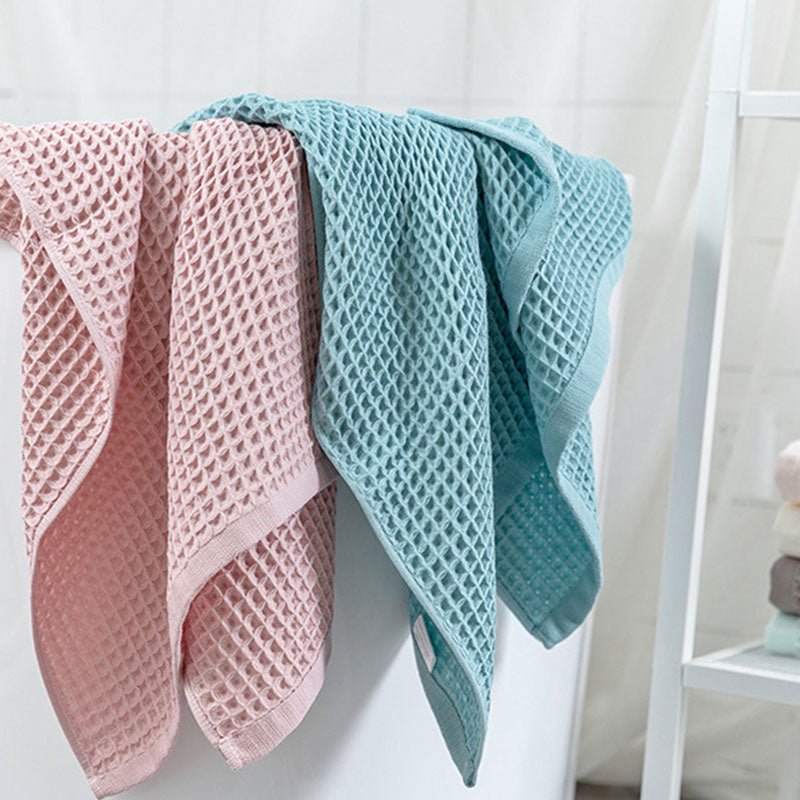 Cotton waffle bath towel – Lightweight and quick-drying – Japanese-inspired design – 28 x 55 in – Soft and breathable 4