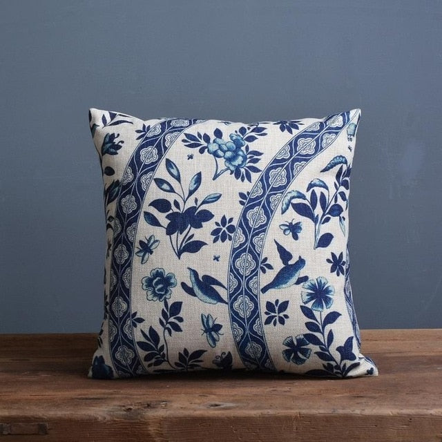 Couch cushion cover – Linen-cotton blend – Imperial blue – Traditional Chinese porcelain pattern – 17.7 x 17.7 in 2