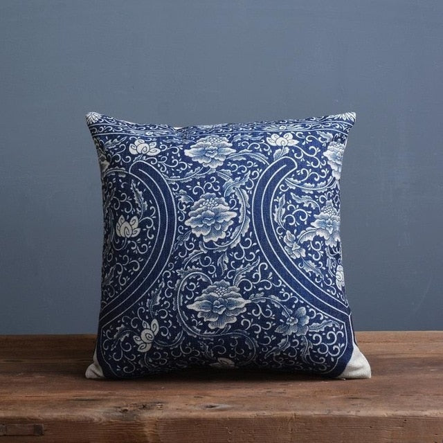Couch cushion cover – Linen-cotton blend – Imperial blue – Traditional Chinese porcelain pattern – 17.7 x 17.7 in 3