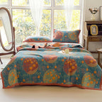 Cozy Reversible Floral Quilt in Soft Cotton for Everyday Comfort 1