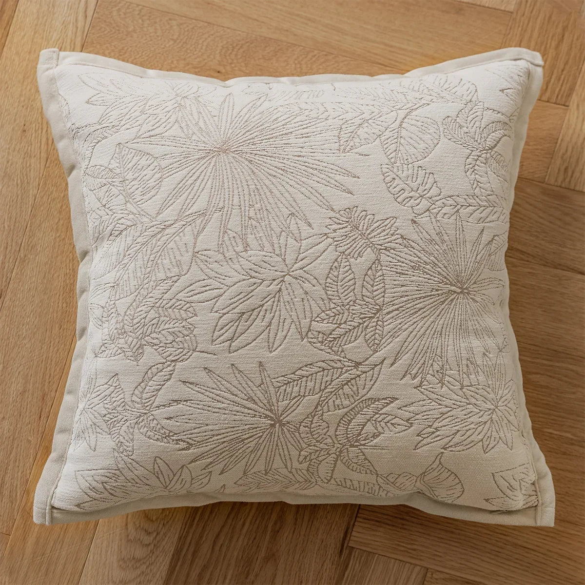 Cushion cover – Jacquard fabric – Cream and coffee colors – 18 x 18 in – Nature-inspired decorative accessory 10
