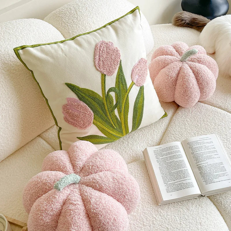 Cushion cover – Soft plush – Embroidered tulip design – Cozy home decor – 17.7 x 17.7 in 2