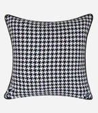 Cushion cover – Woven poly blend – Black and white houndstooth pattern – Chic living room accent – 17.7 x 17.7 in 0