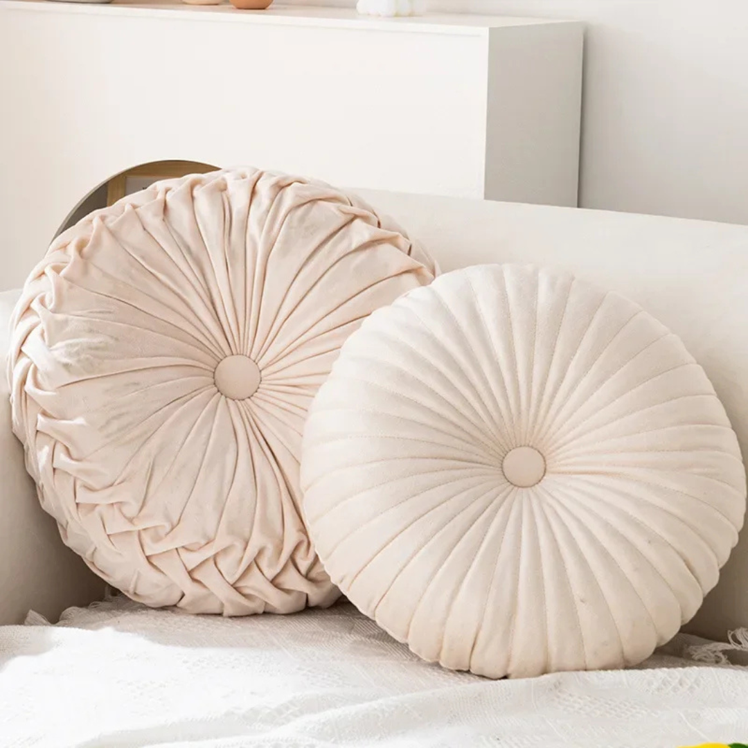 Decorative pillow – Fluffy polyester and cotton – Soft comfort for couch or bedroom 1